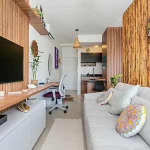 https://lindo-studio-p-na-areia-no-campeche-shr103.santa-catarina-brasil.com