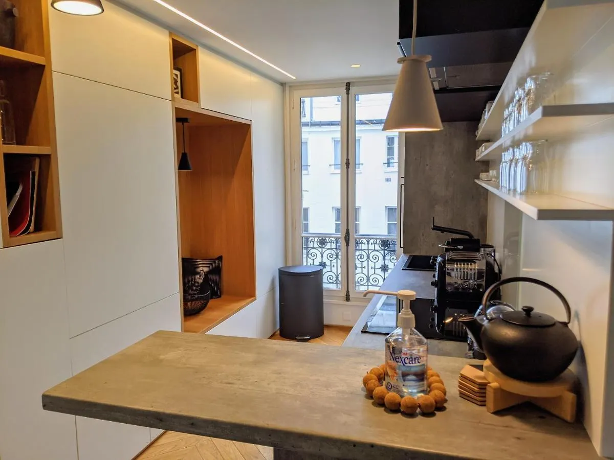 Residences Harcourt - Ile Saint Louis - Париж 0*,  Франция