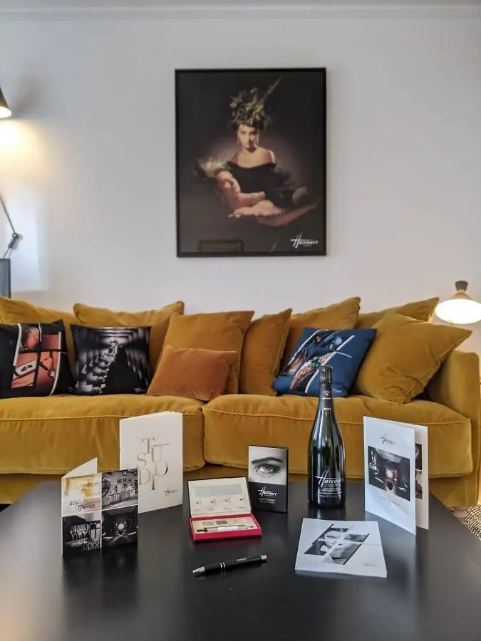 Апартаменты Residences Harcourt - Ile Saint Louis - Париж