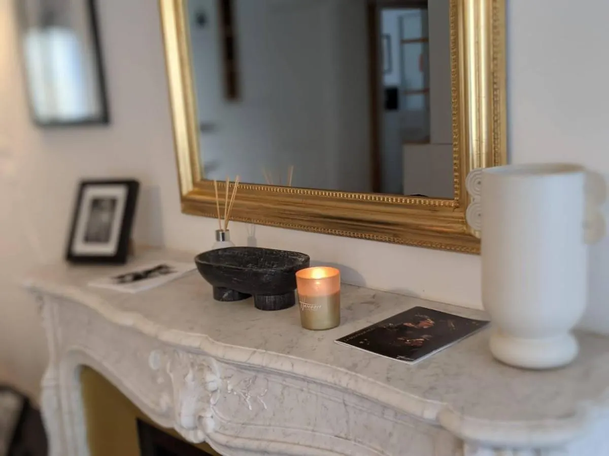 Residences Harcourt - Ile Saint Louis - Paris Apartment